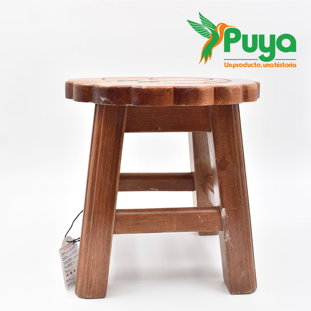 BANQUITO DE MADERA / BANQUITO PEQUEÑO CON FIGURAS - NIÑO