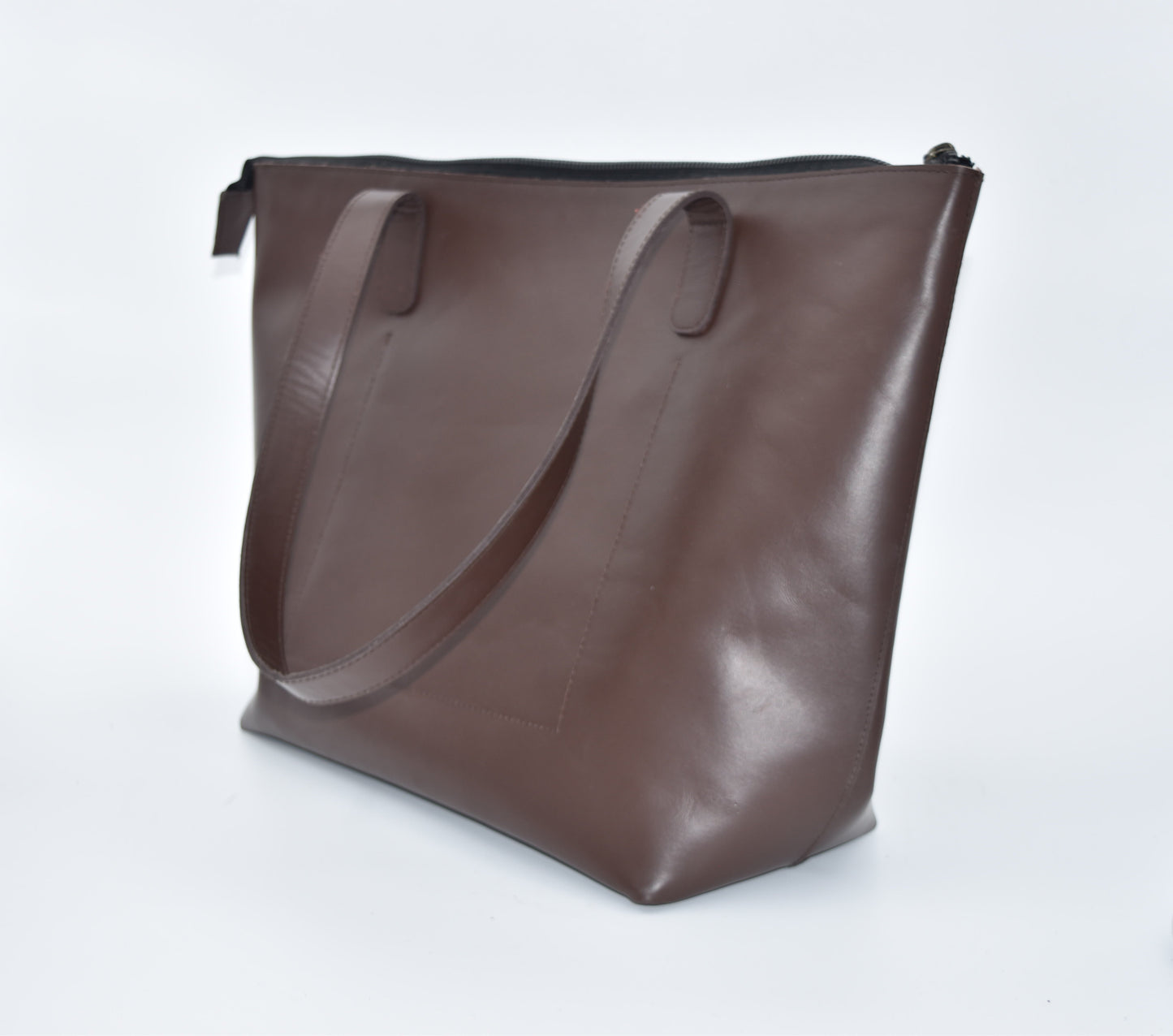 CARTERA CAFÉ BRILLOSO