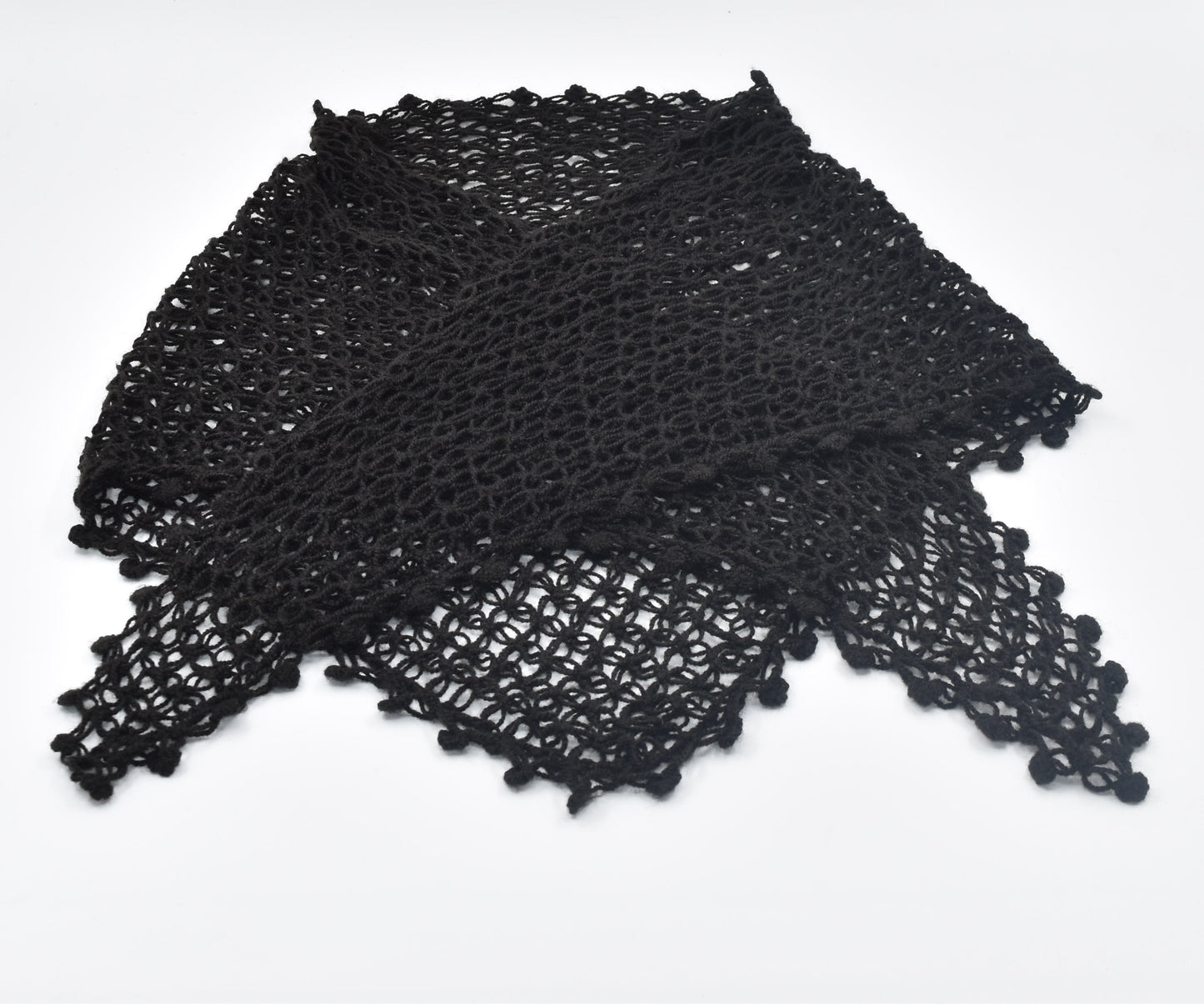 CUELLERA TRIANGULAR NEGRO